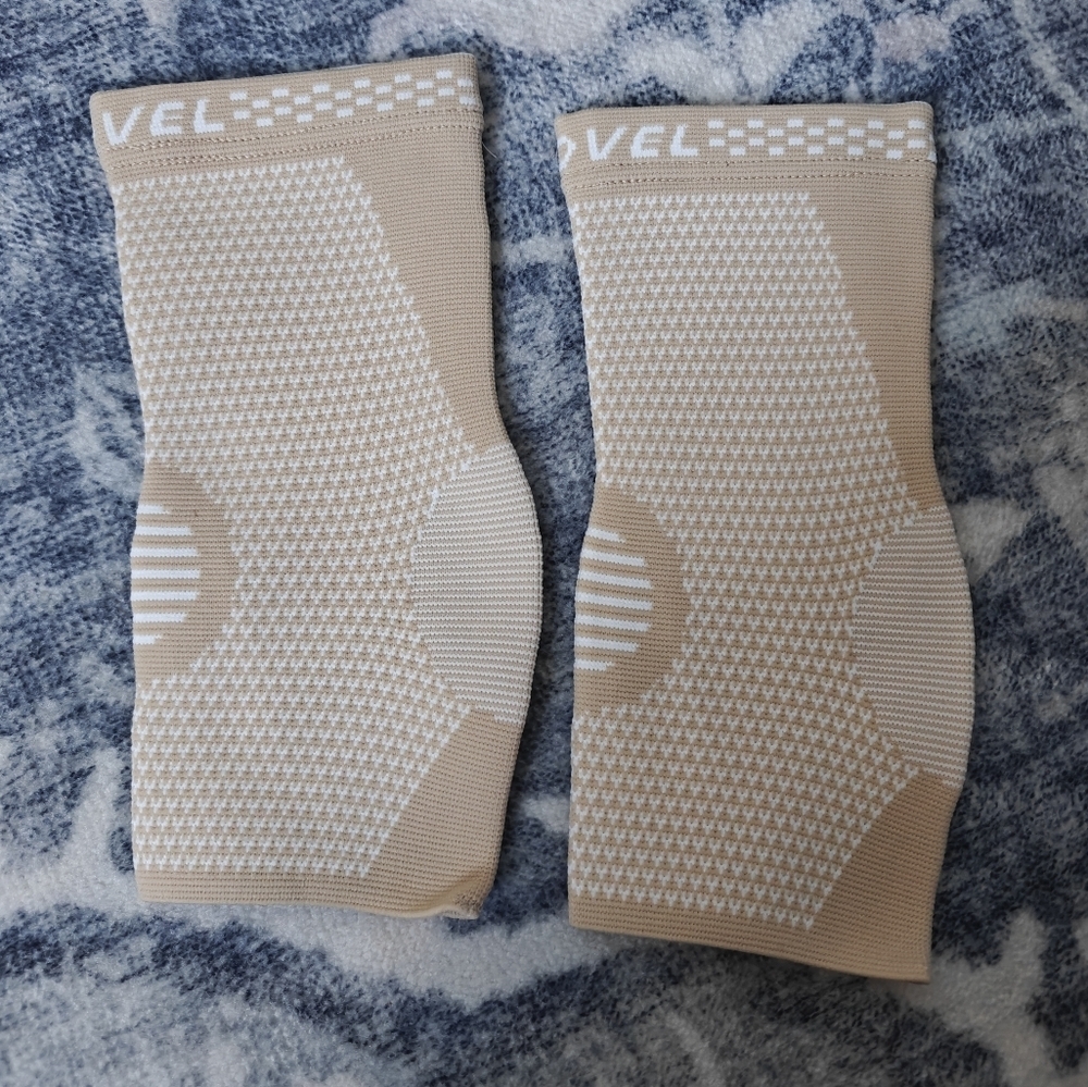 MODVEL ankle brace - Picture 2 of 3